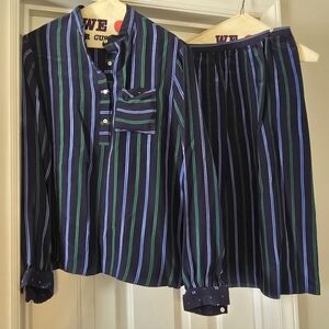 Women's Vintage Carlisle 2 piece Blue/Green Striped Silk skirt suit- Size 8